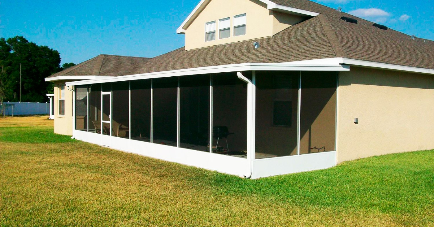 outdoor living contractors in Tampa