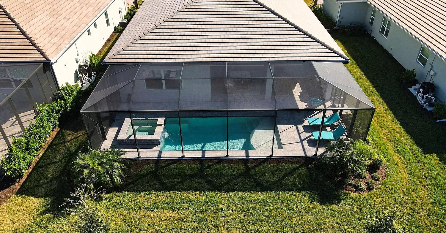 hurricane-resistant pool screen enclosures