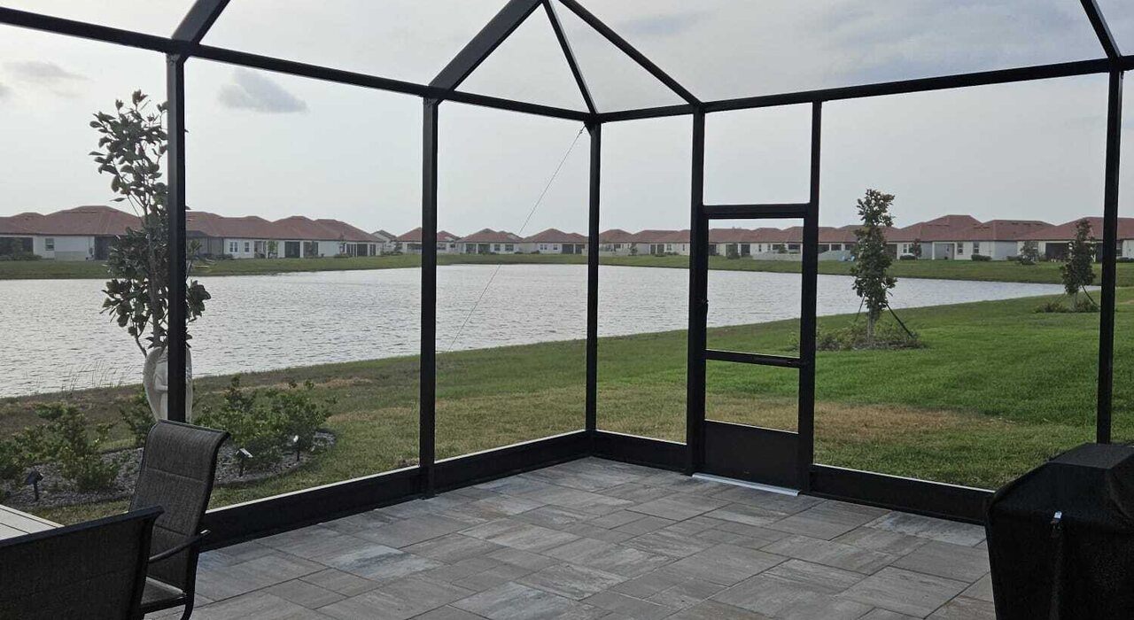 pan roof vs screen mesh roof